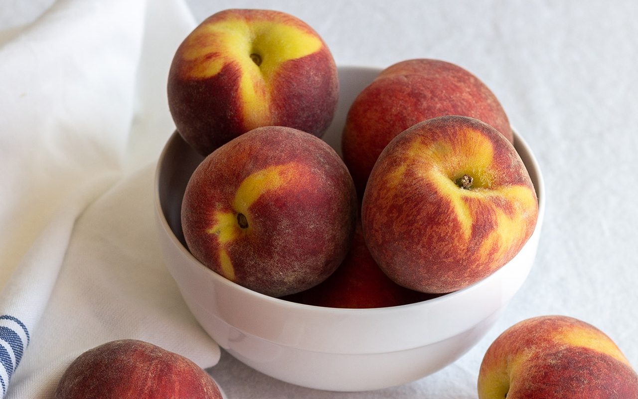 How to Peel Peaches