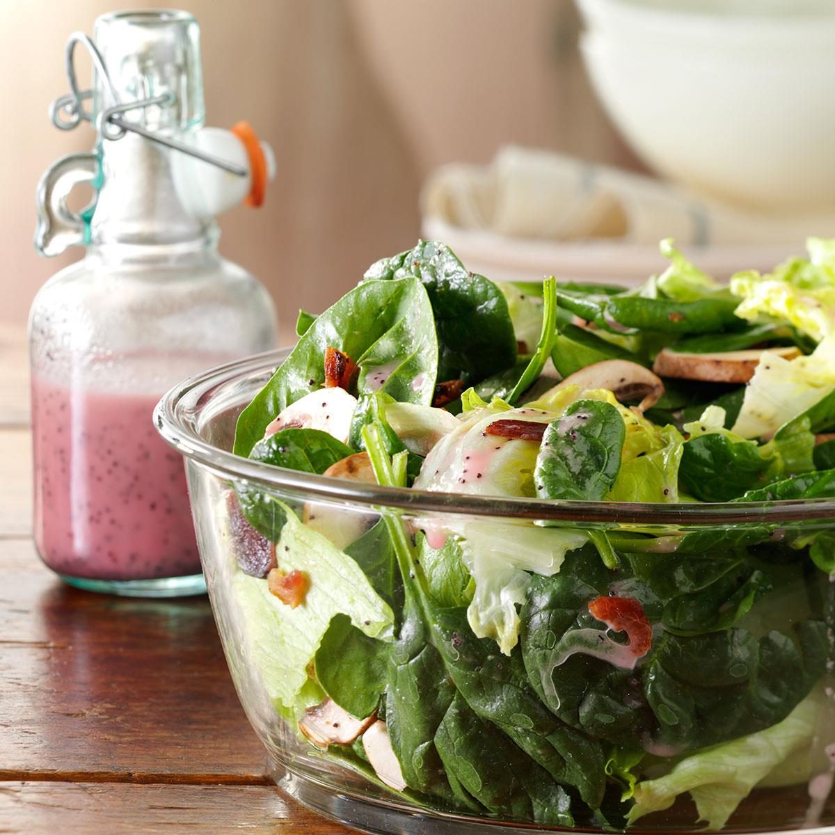 Spinach Salad with Poppy Seed Dressing