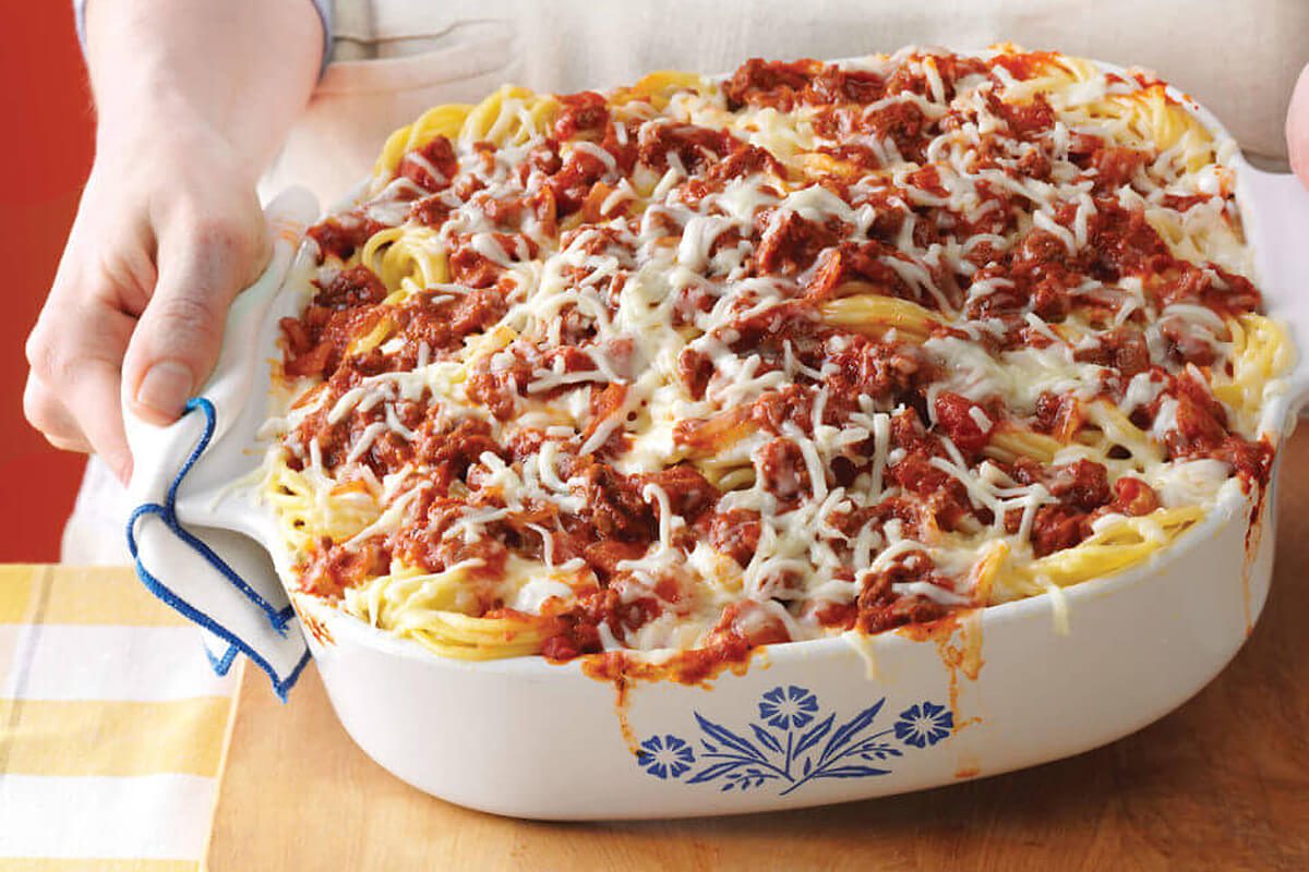 This Vintage Baking Set Is Finally Back on the Shelves