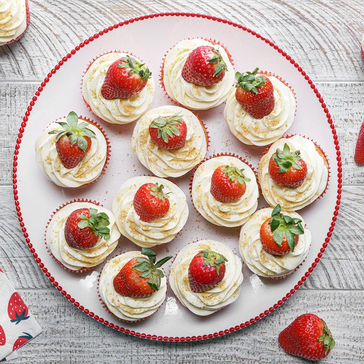 Strawberry Cheesecake Cupcakes