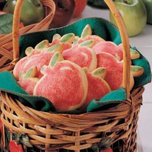Apple-Shaped Cookies