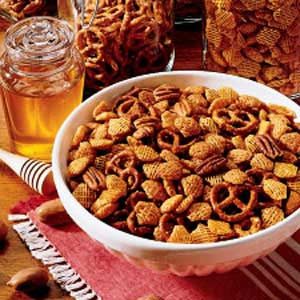 Honey-Glazed Crispy Snack Mix