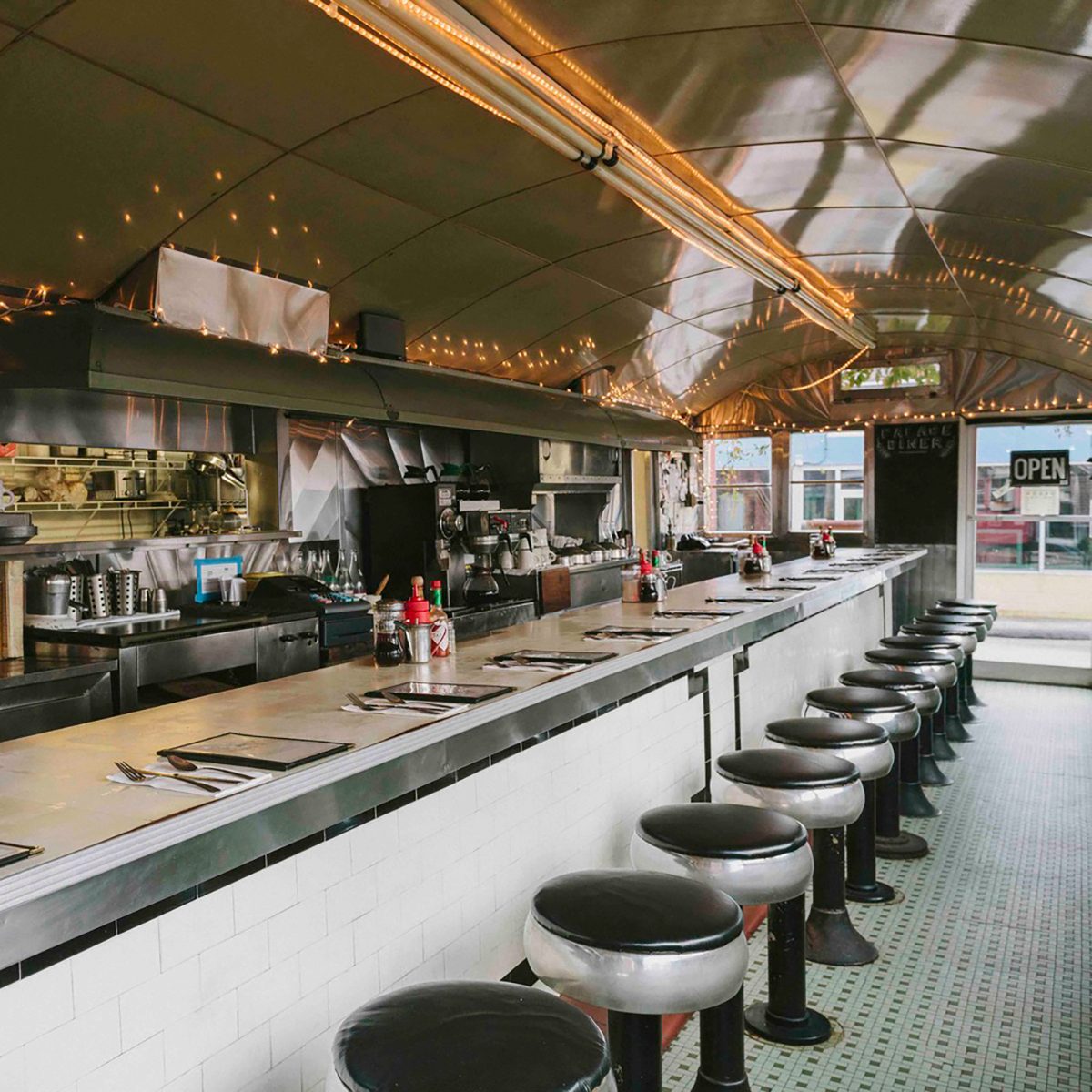 The Oldest Restaurant in Every State