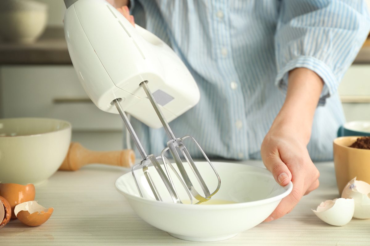 What to Look for Before You Buy a Hand Mixer