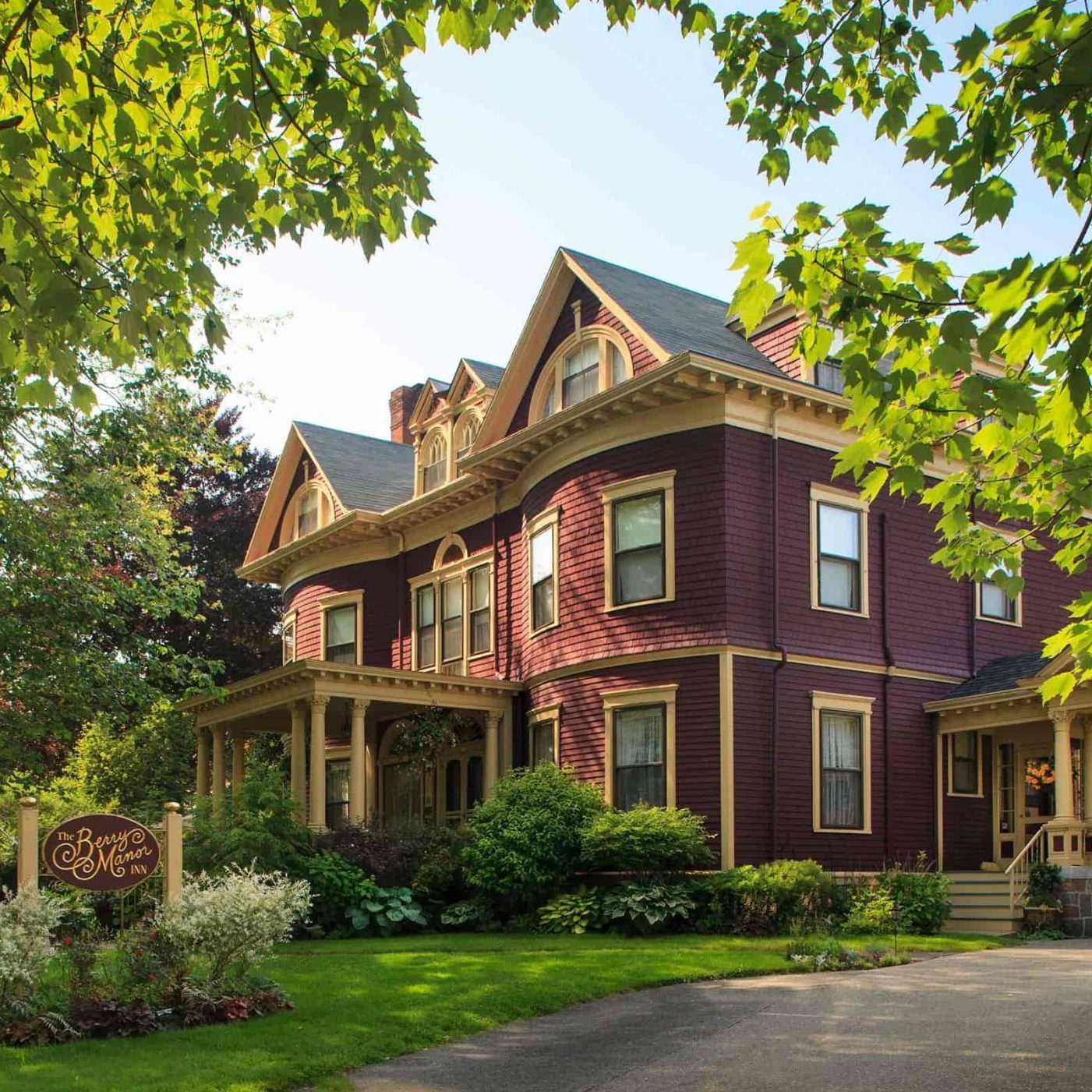 Berry Manor Exterior Slide