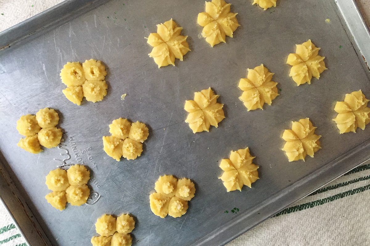 Old vs. New: Which Cookie Press Should You Use for Spritz?