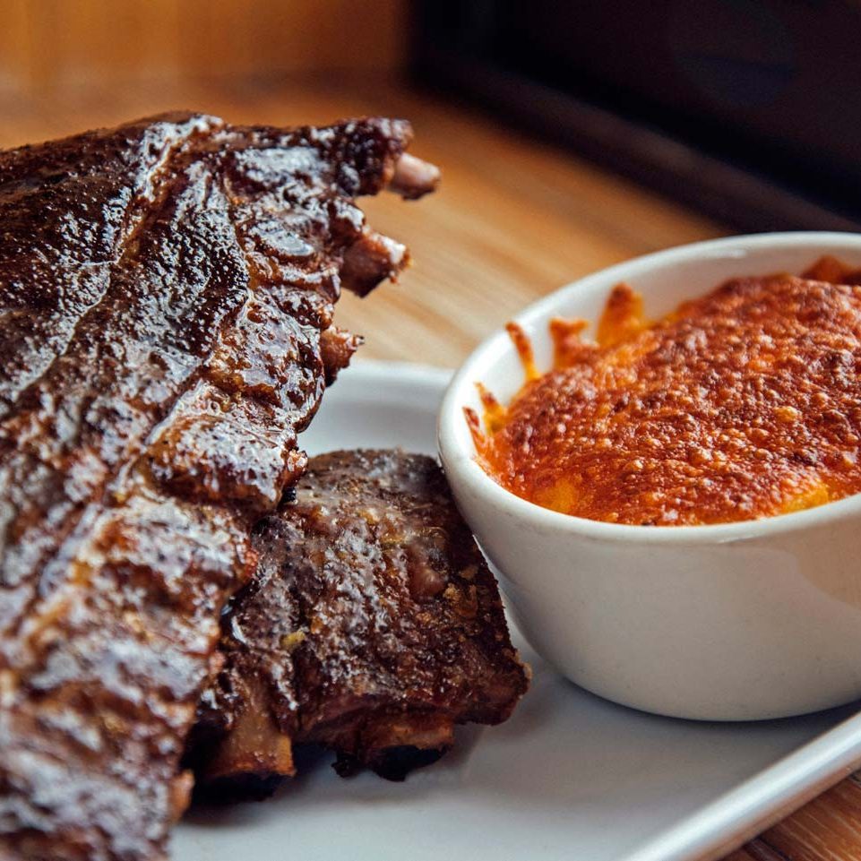 Slows Bbq Ribs And Mac And Cheese