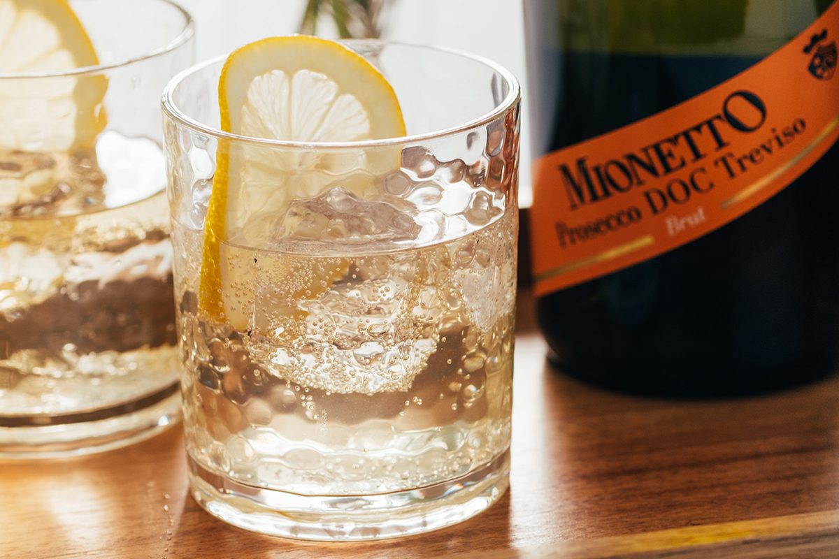 How to Make a Spritz Cocktail