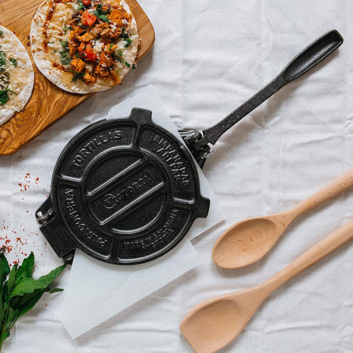 Victoria 8 Inch Cast Iron Tortilla Press