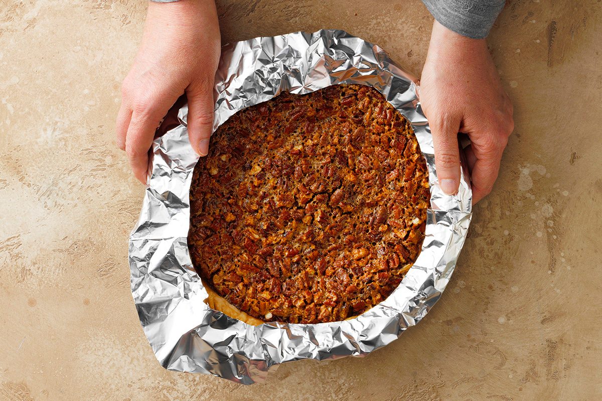 How to Make a Pie Crust Shield to Prevent a Burnt Edge