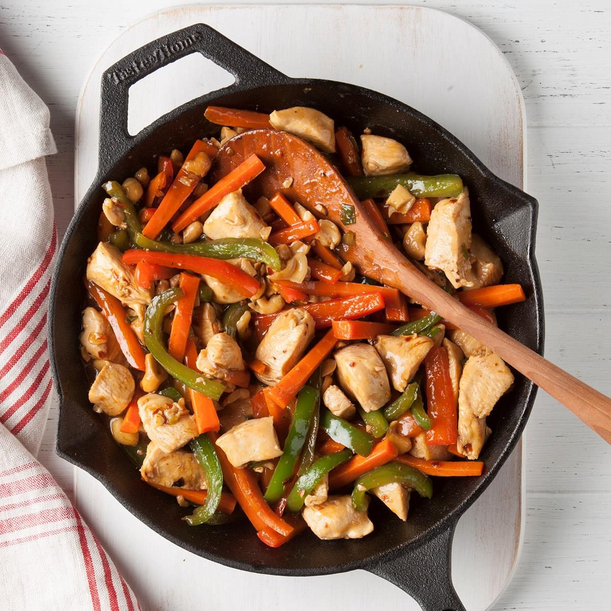 Szechuan Skillet Chicken Exps Ft19 205536 F 0801 1 1 54
