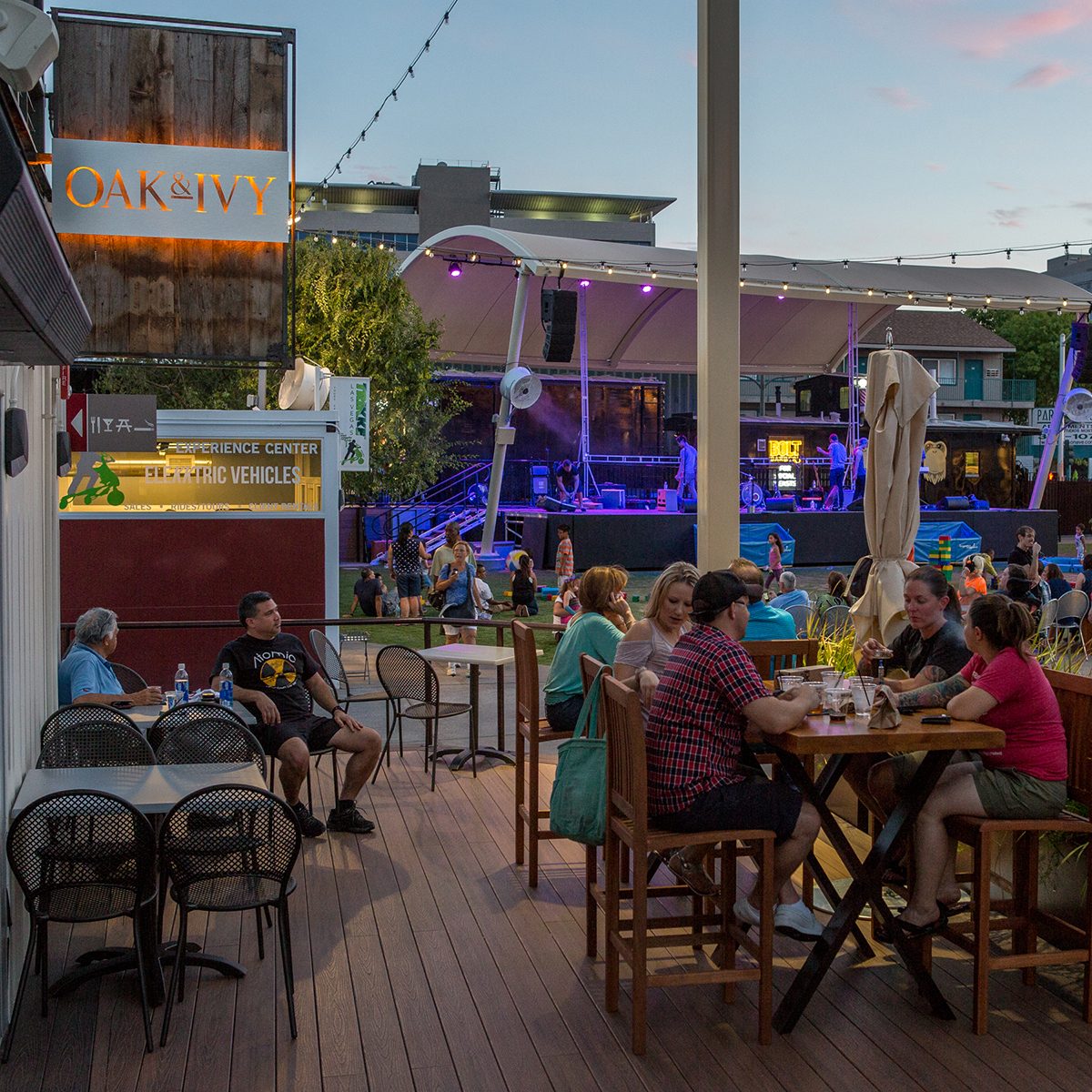 Oak and Ivy, Las Vegas