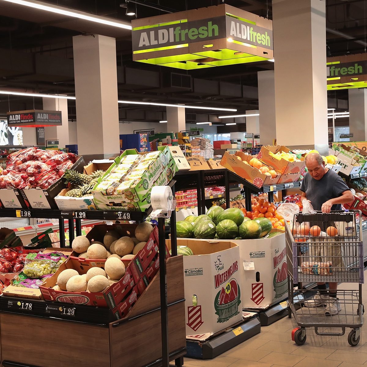 CHICAGO, IL - JUNE 12: Customers shop at an Aldi grocery store on June 12, 2017 in Chicago, Illinois. Aldi has announced plans to open 900 new stores in the United States in the next five years. The $3.4 billion capital investment would create 25,000 jobs and make the grocery chain the third largest in the nation behind Wal-Mart and Kroger. (Photo by Scott Olson/Getty Images)