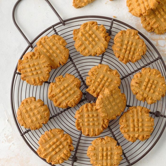 16 Super Easy Cookies Made With Just 3 Ingredients