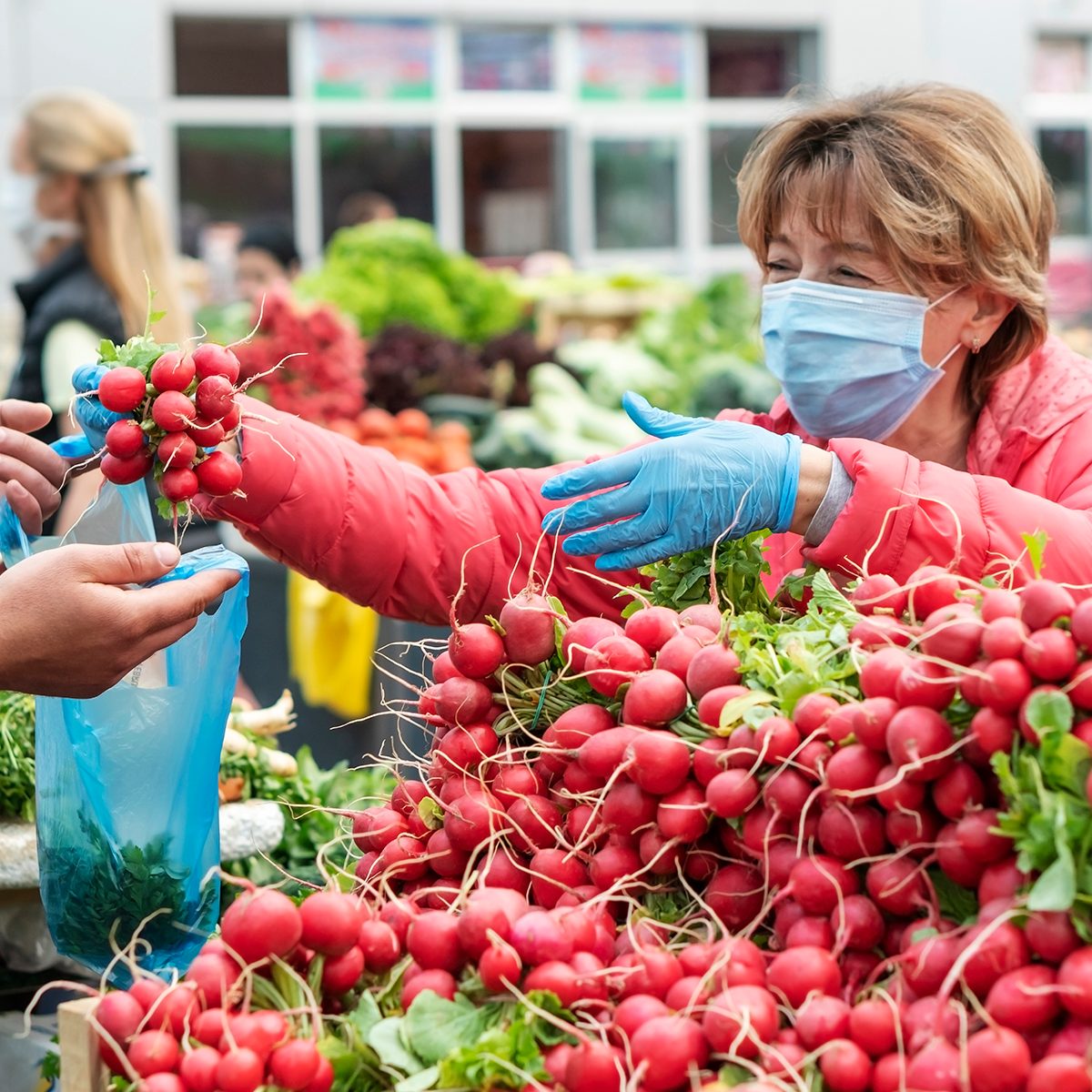 Woman shopping in the farmer