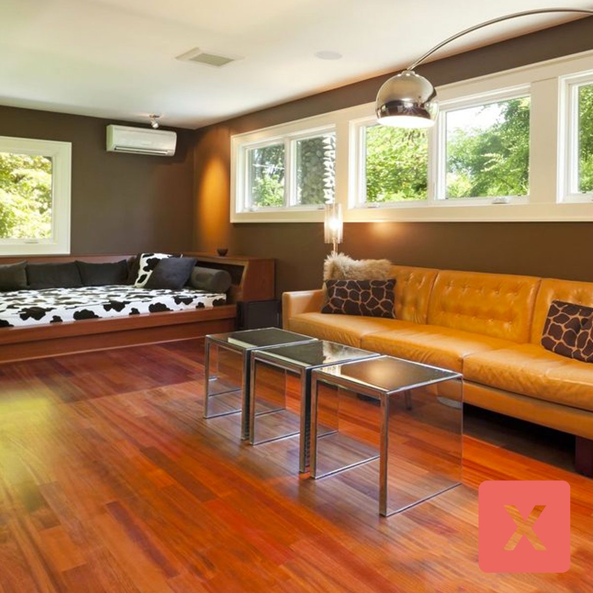 Traditional Brown 155073454