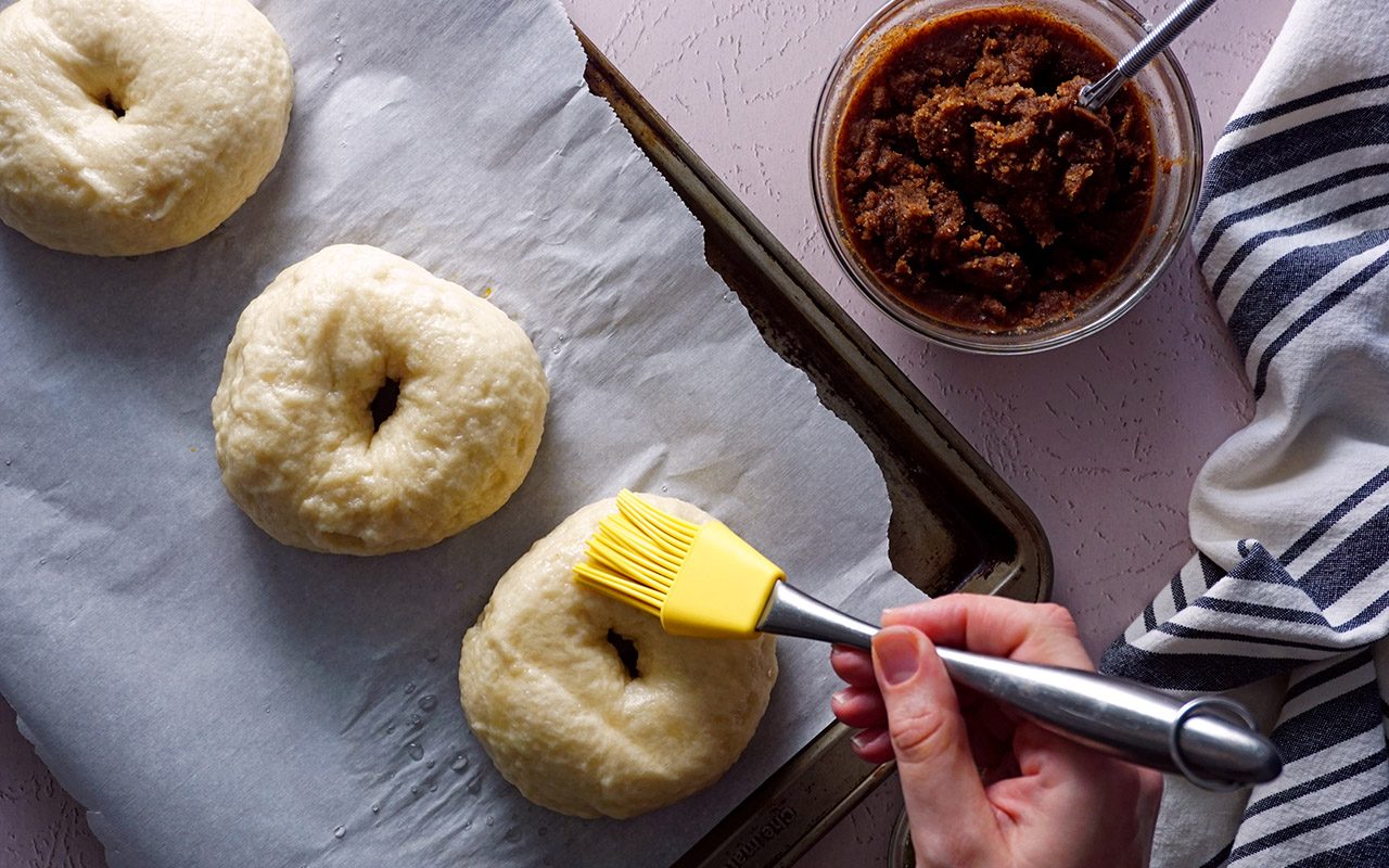 Bake Cinnamon Crunch Bagels Panera 041921 Toh 14