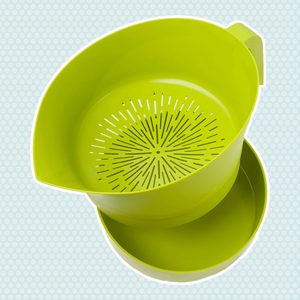 Easy Greasy Plastic Strainer Colander