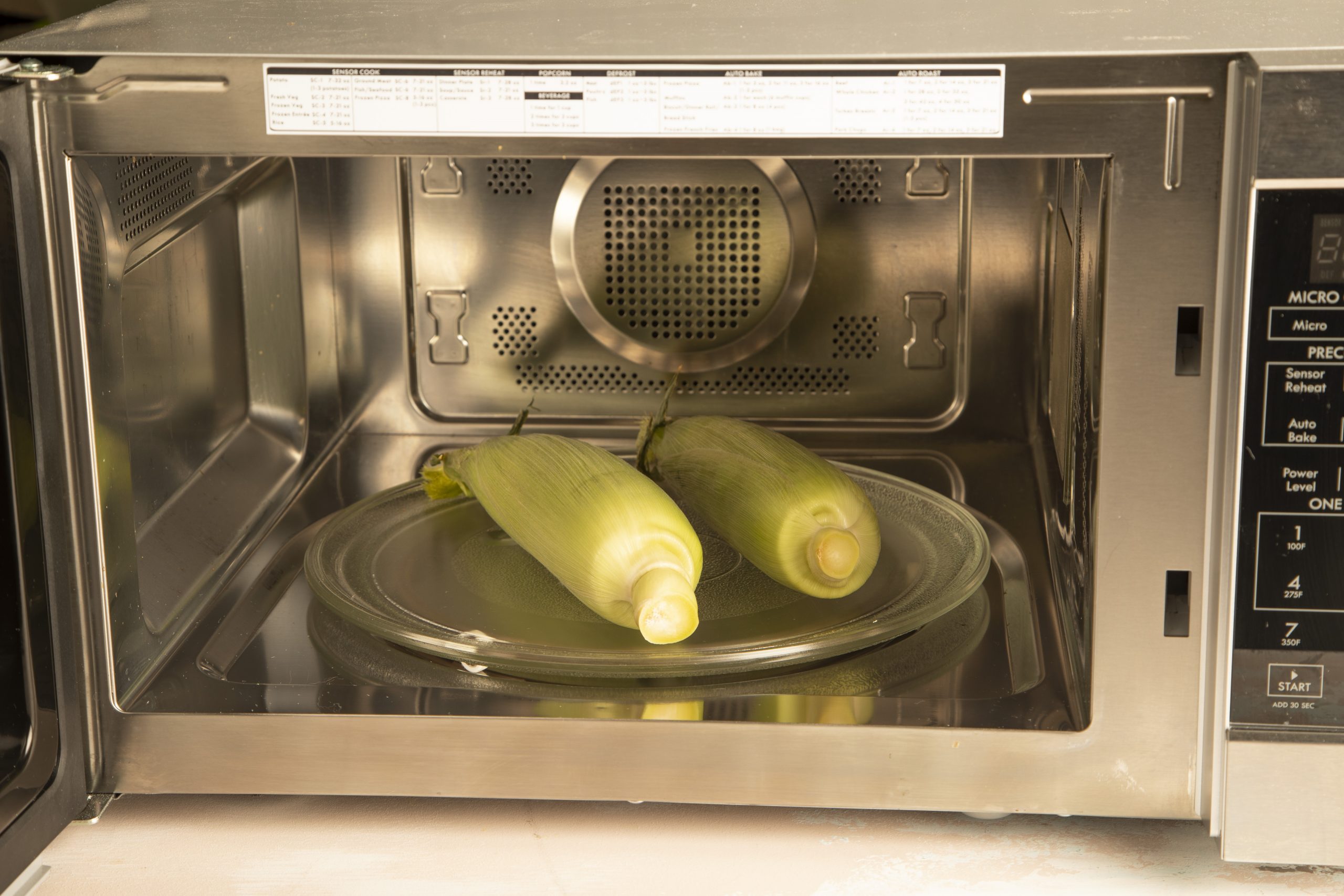 How to Microwave Corn on the Cob