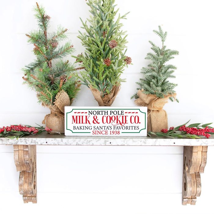 North Pole Milk and Cookies Sign