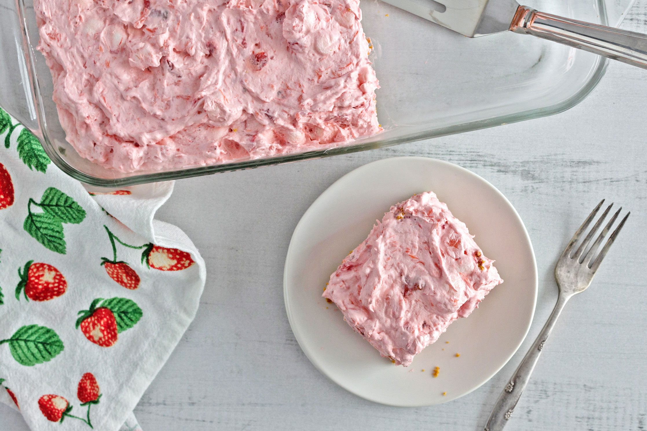 No Bake Strawberry Delight
