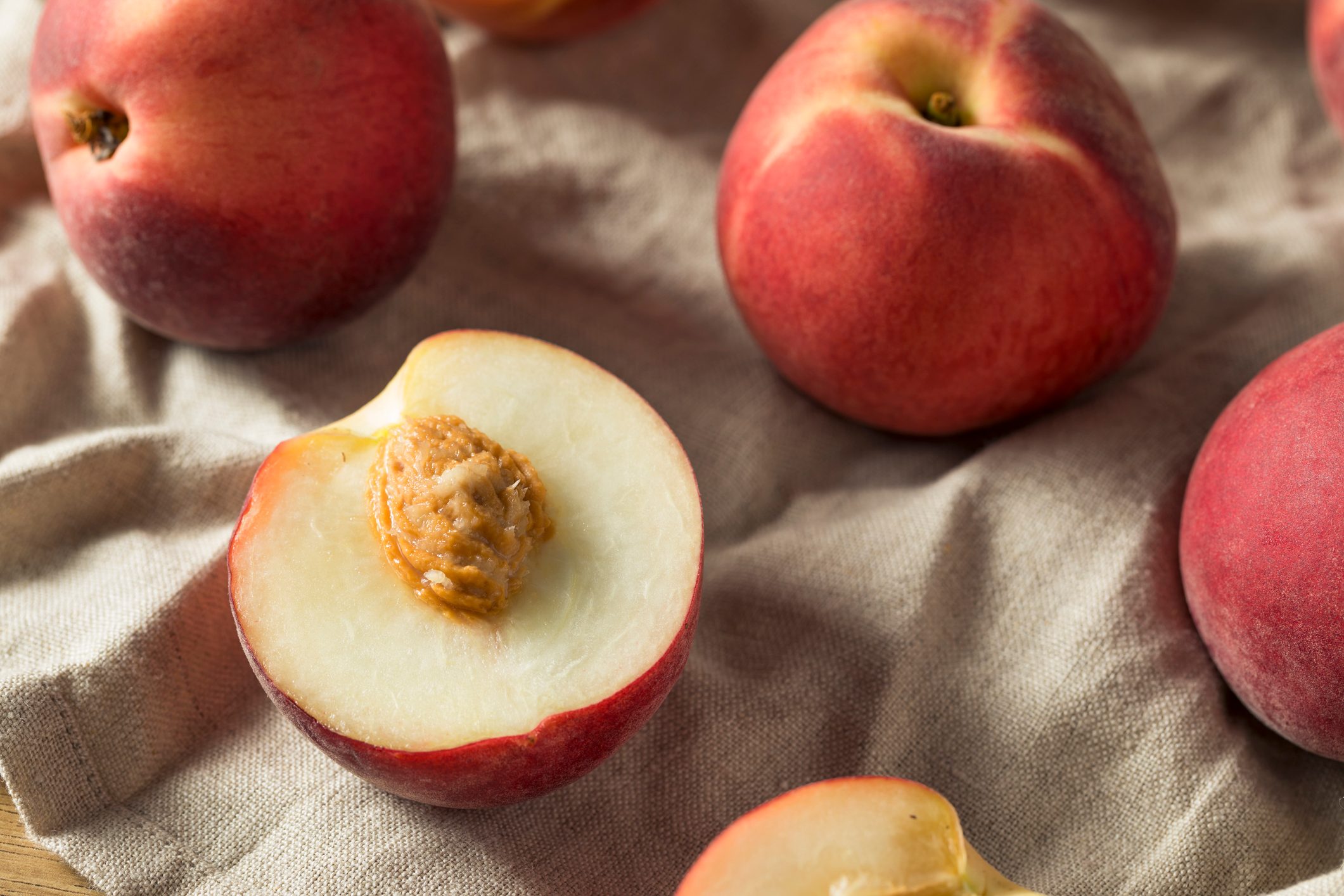 Raw Ripe Organic White Peaches