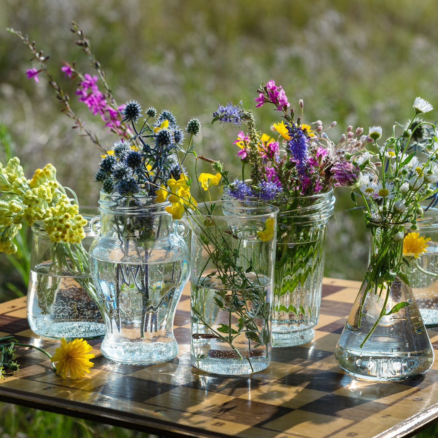 How to Find the Best Vase Shapes for Your Flower Arrangements