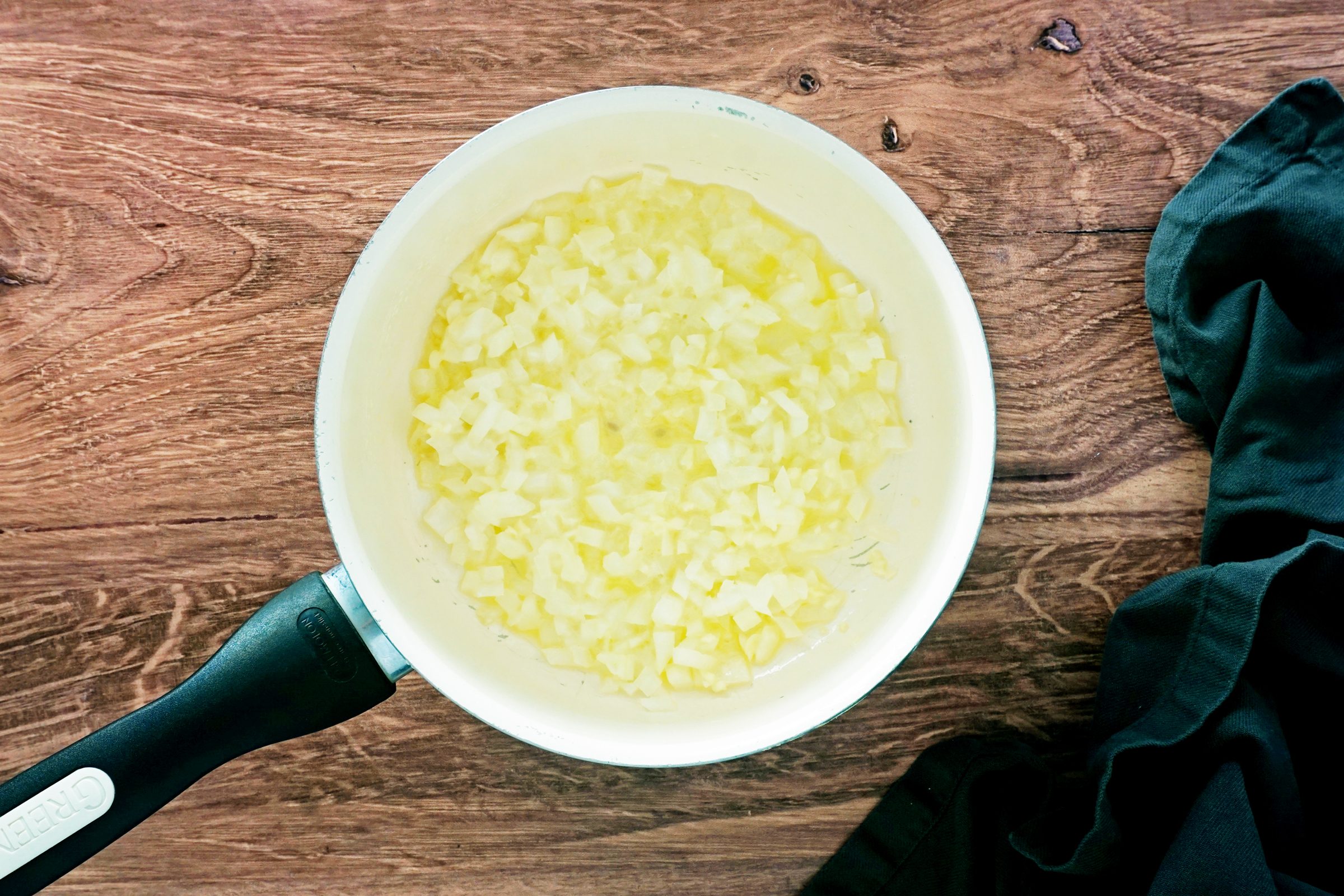 Cracker Barrel Broccoli Cheddar Chicken onions