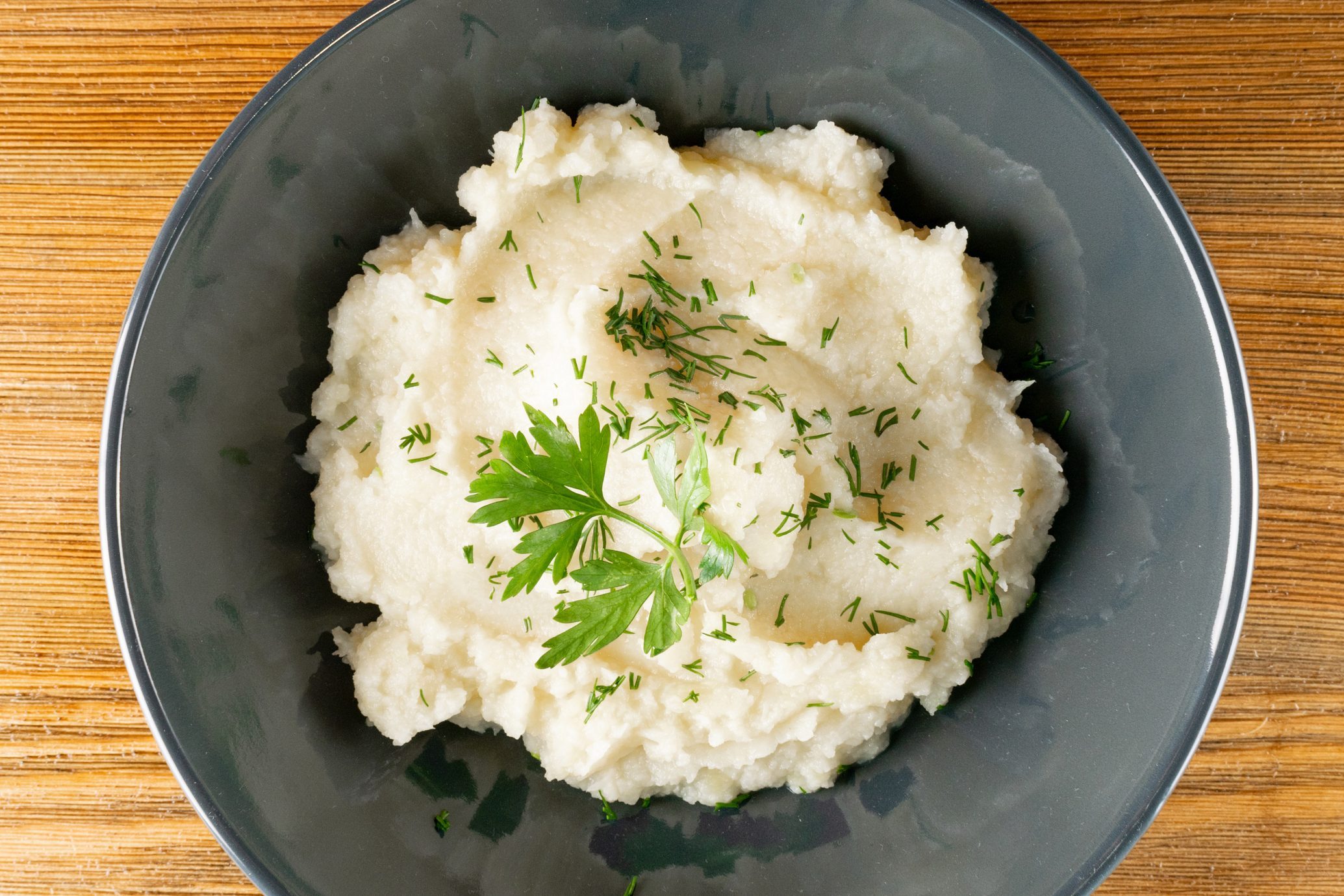mashed potaoes with fresh herbs
