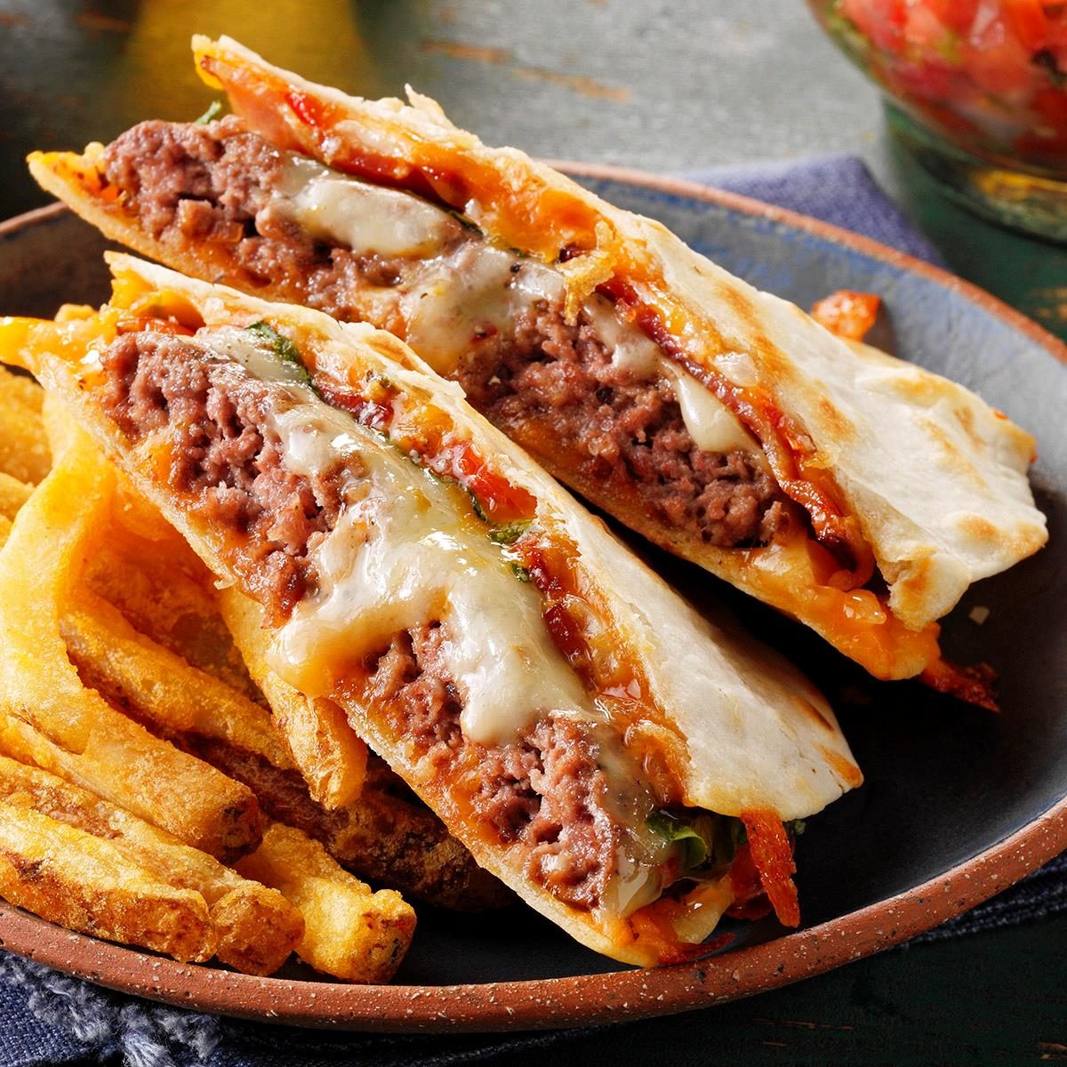 Copycat Applebee’s Quesadilla Burger