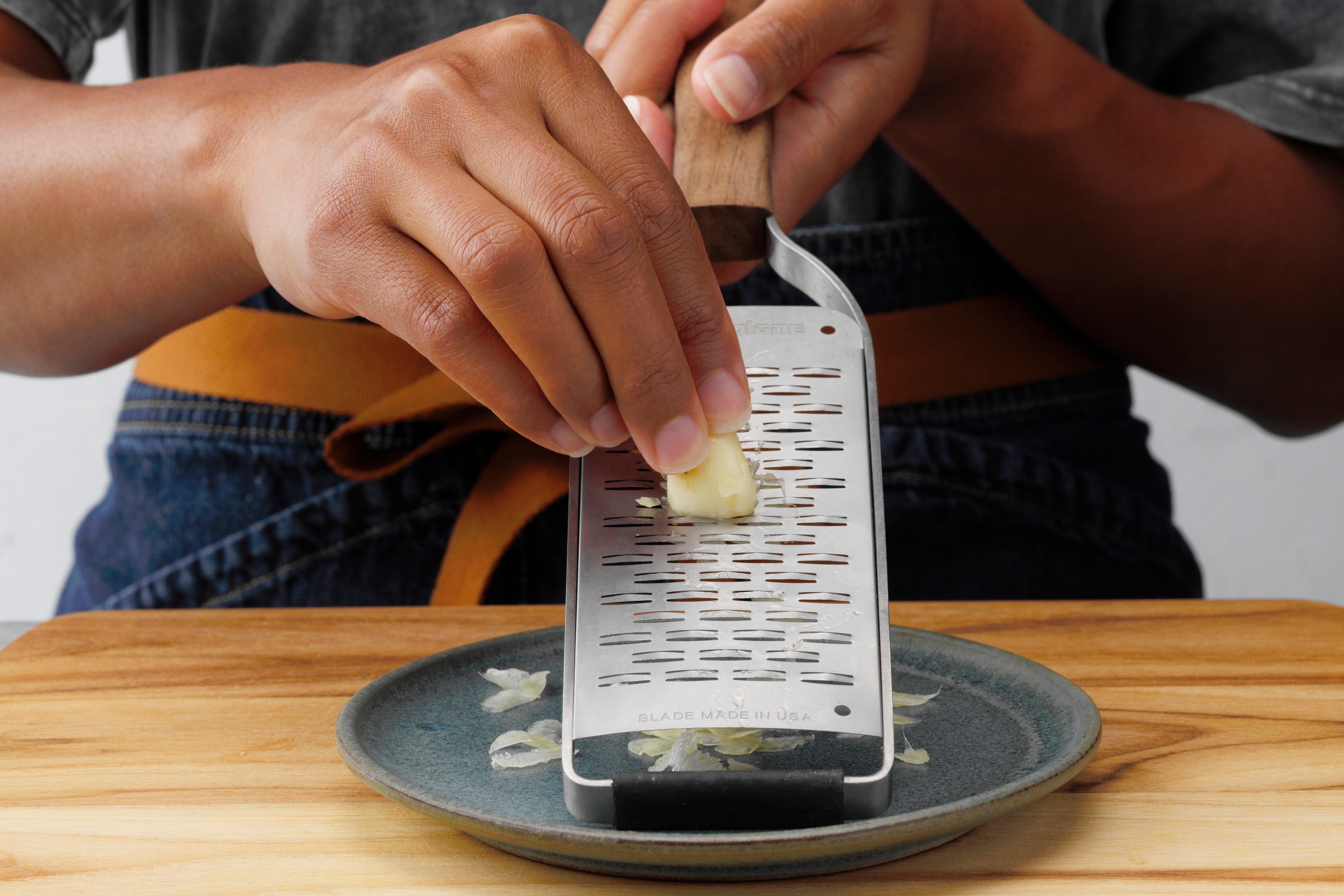 How To Mince Garlic Using A Ribbon Grater