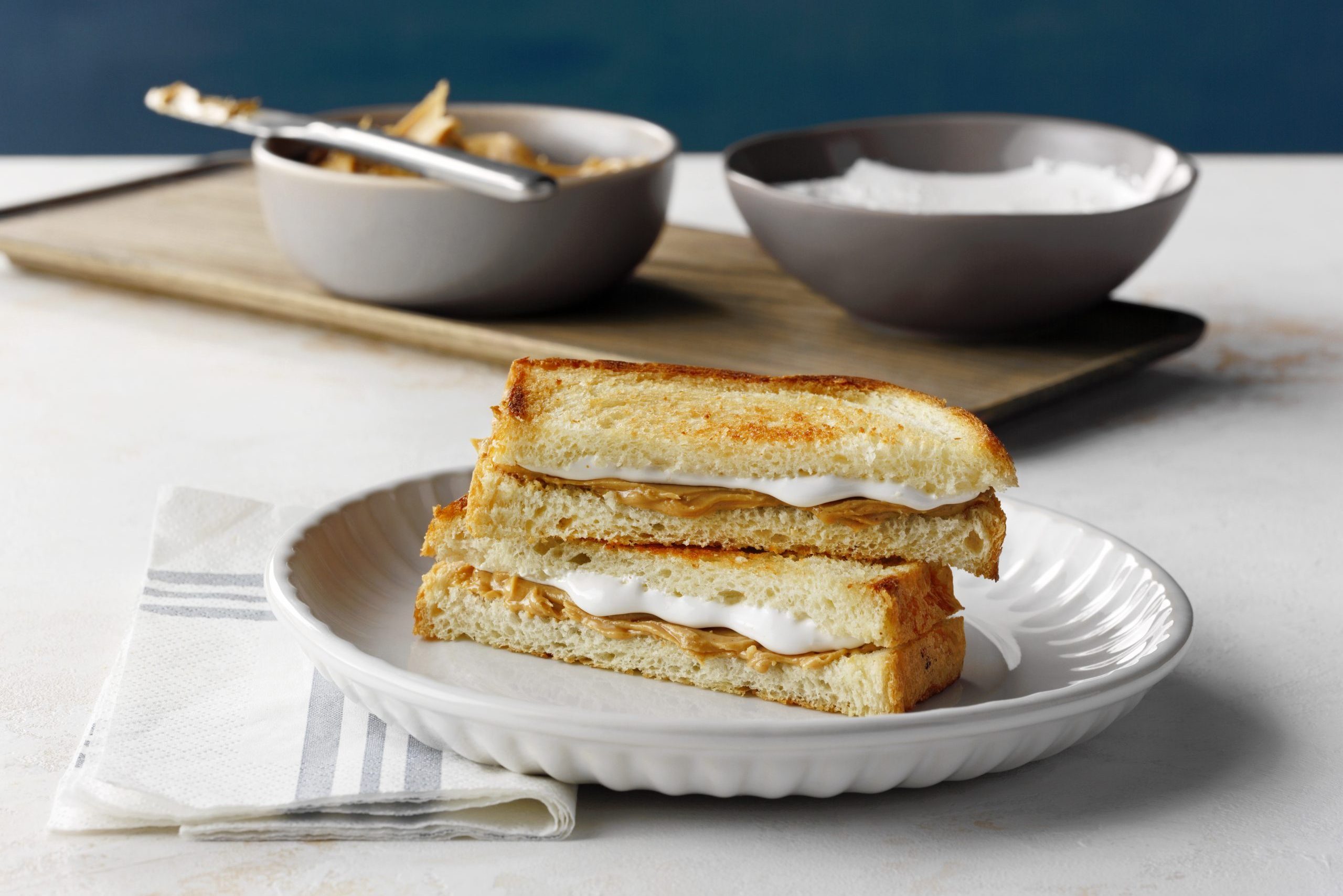 How to Make a Fluffernutter Sandwich Like a True New Englander