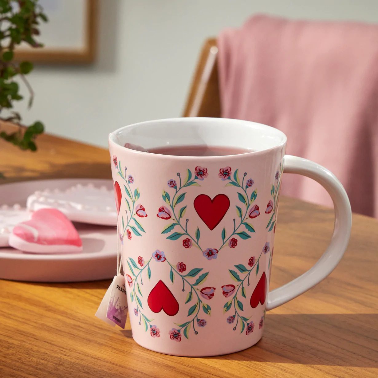 Large Ceramic Mug Ecomm Via Verabradley.com