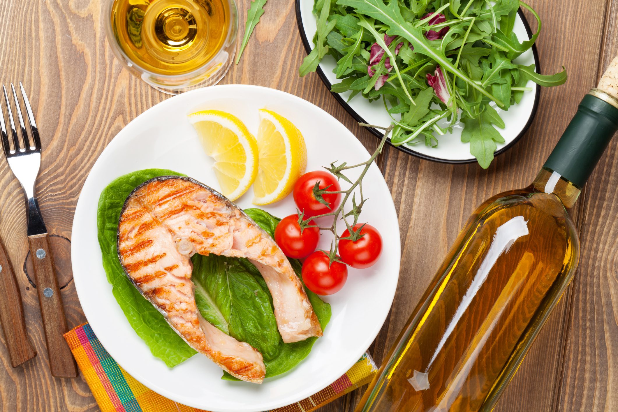 The Essential Guide to Wine Pairing with Salmon