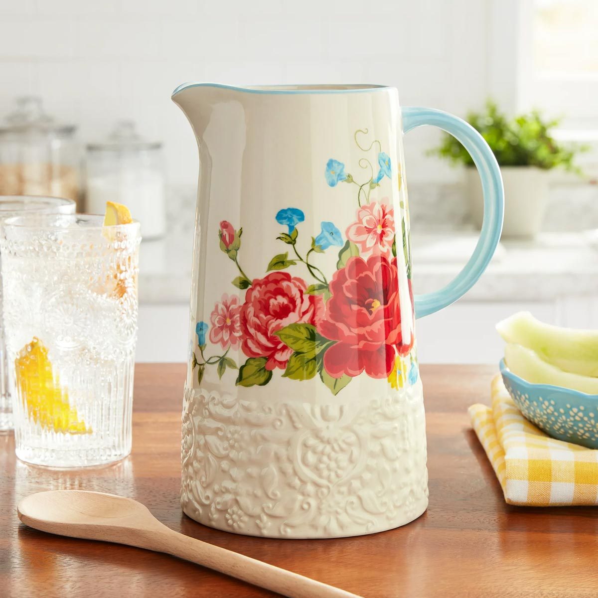 The Pioneer Woman Sweet Rose 2.1-quart Pitcher