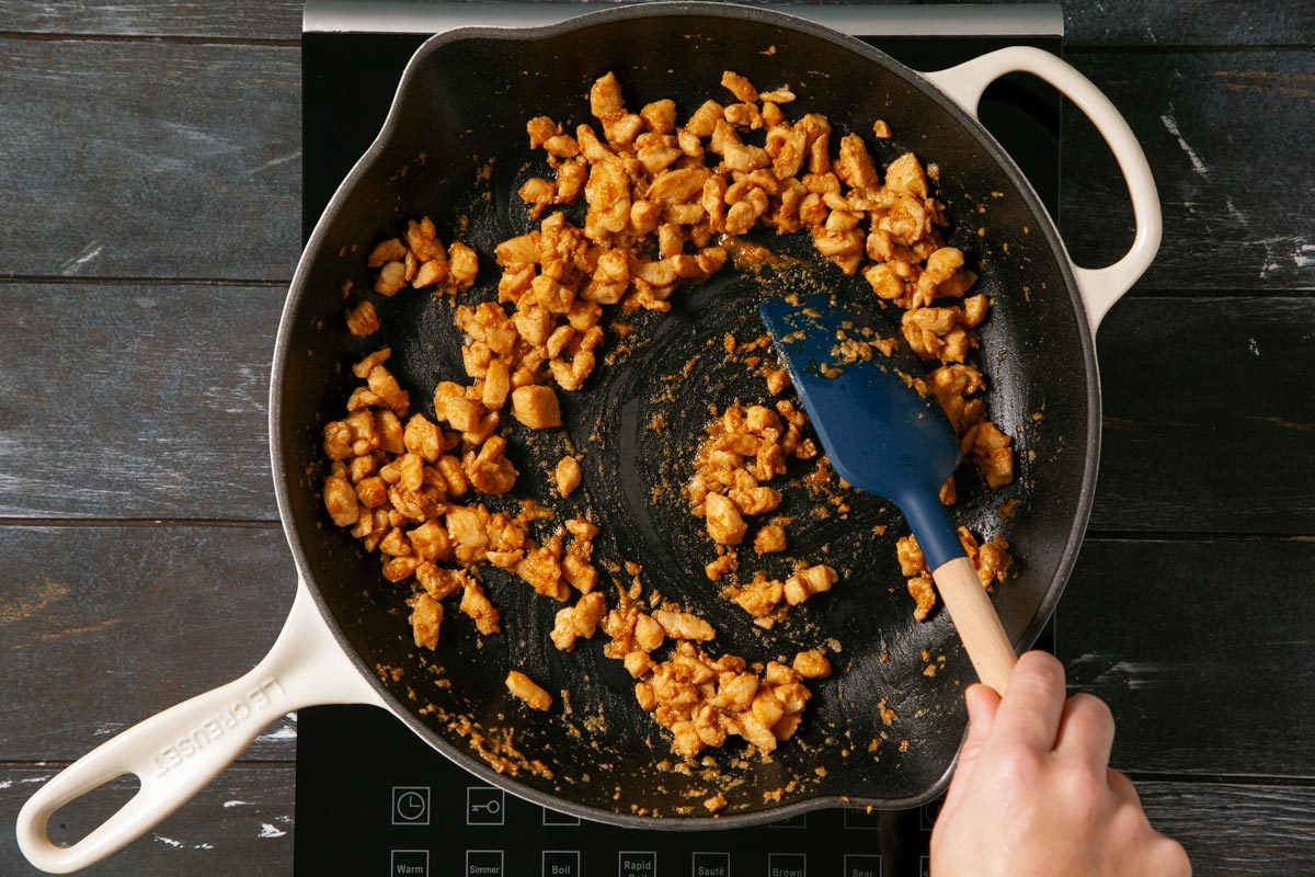 Ft23 271252 Ec 0929 7 Cooking Chicken Copycat Applebees Wonton Tacos