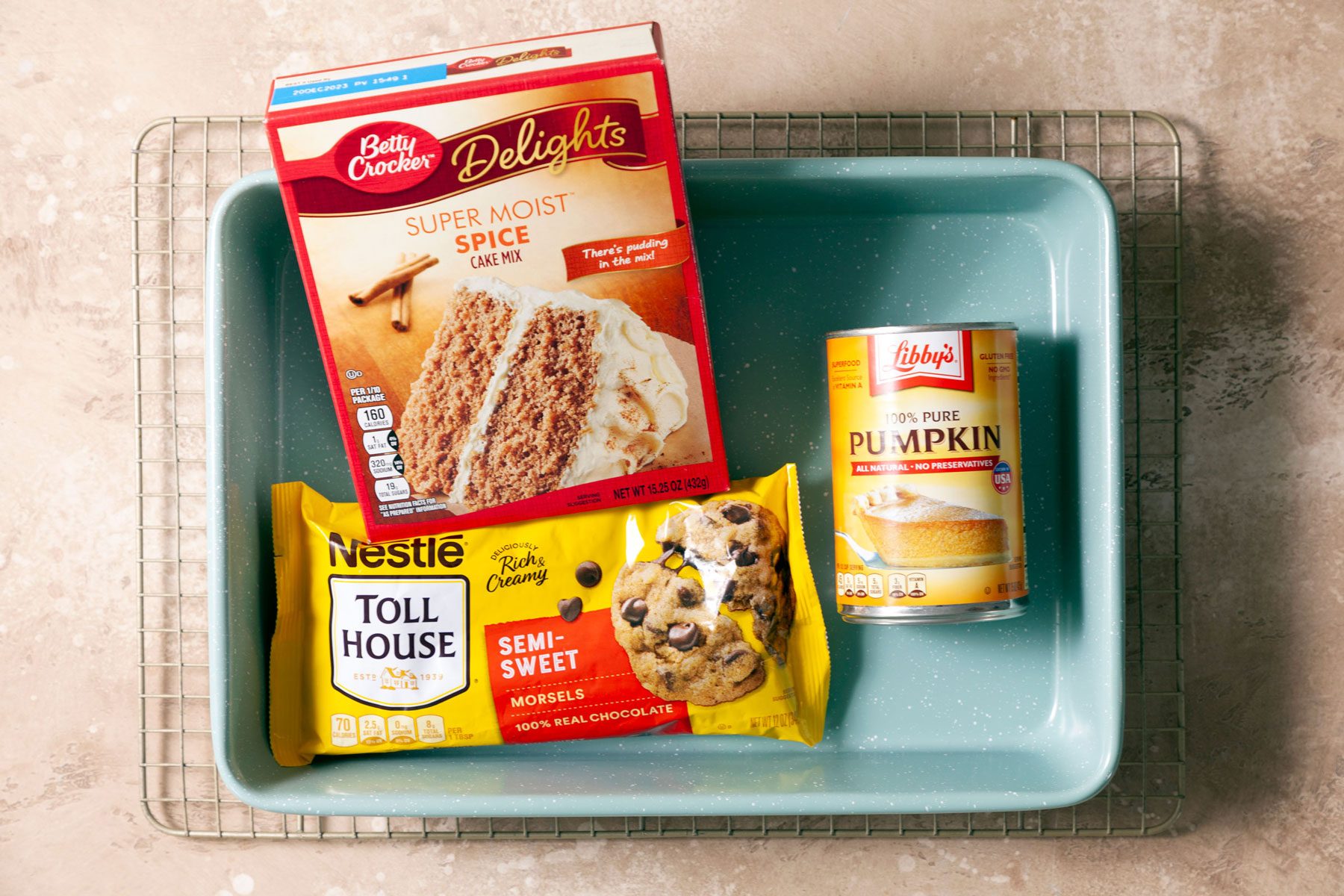 Ft23 161506 Ec 0906 1 Easy Chocolate Chip Pumpkin Bars Tmb