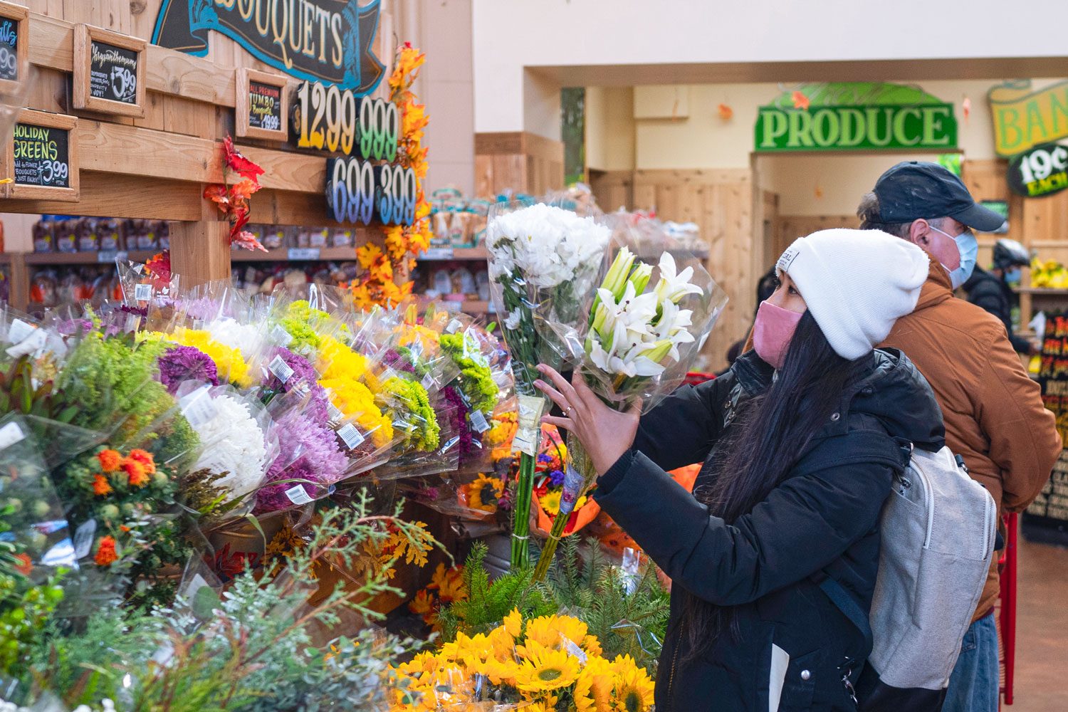 This Is Why Some People Get Free Flowers at Trader Joe’s