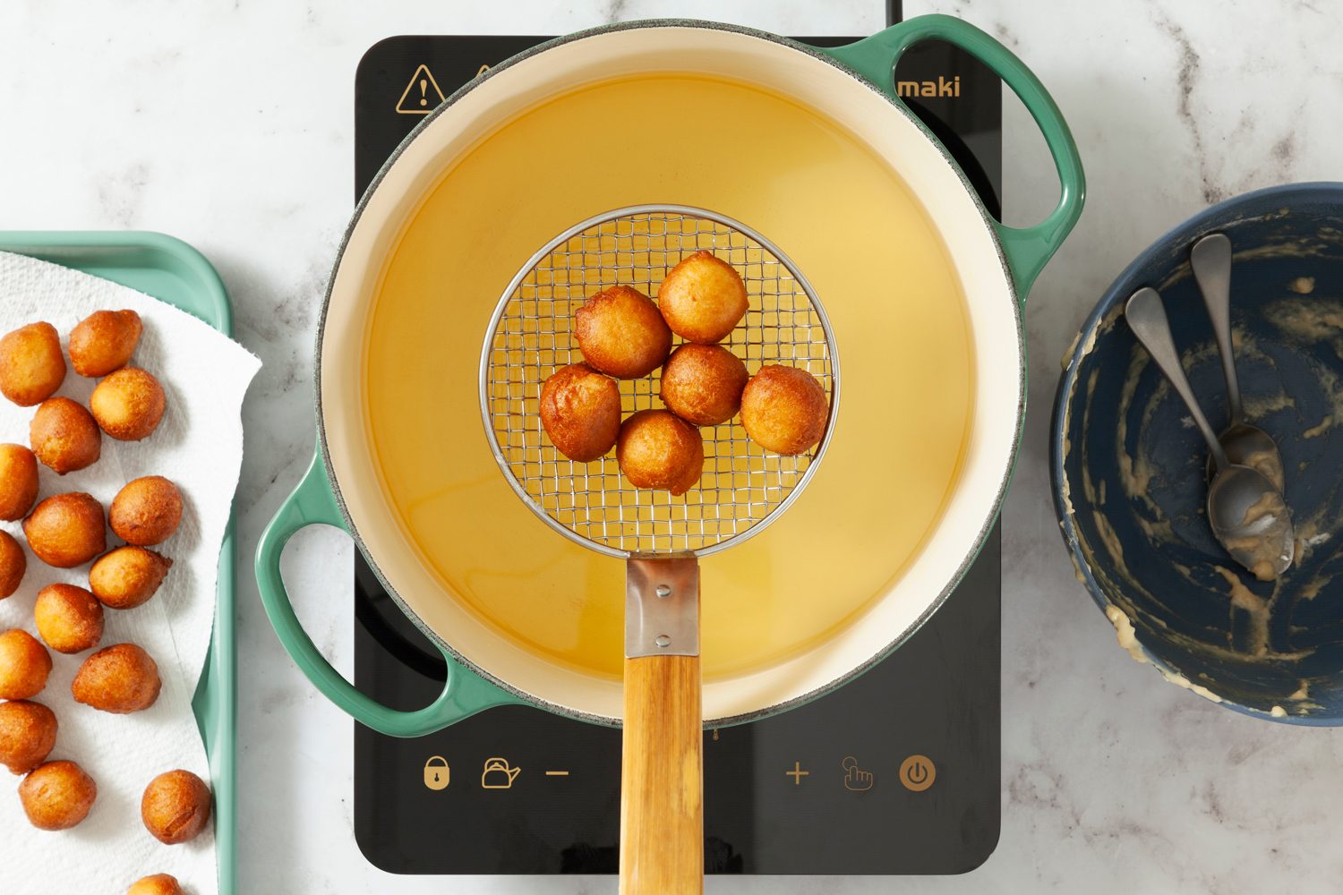 Fry For Doughtnut Holes Tmb Studio Ft23 18383 Jr 1116 3