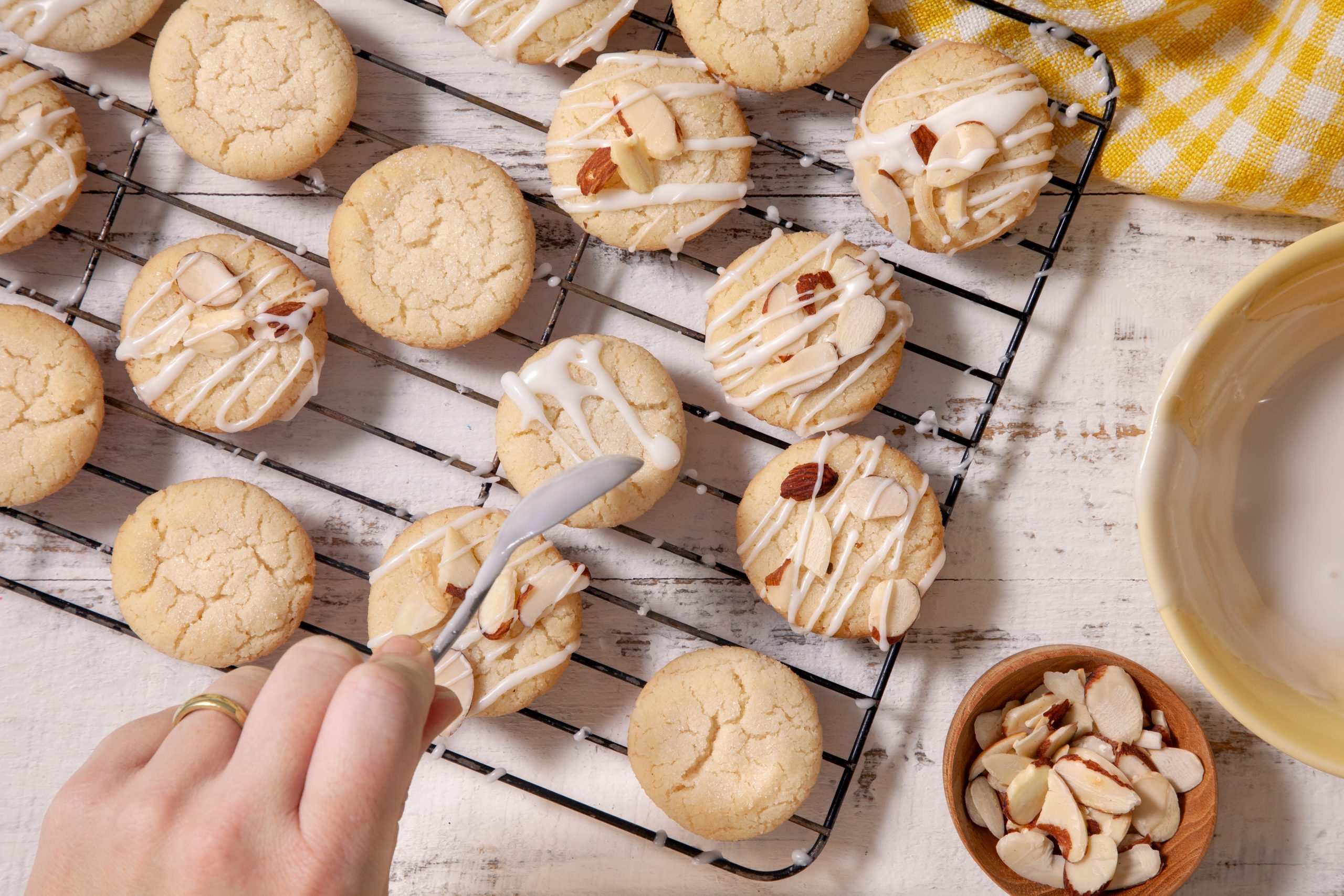 Almond Sugar Cookies Ft23 21926 Ec 112823 4 Ssedit