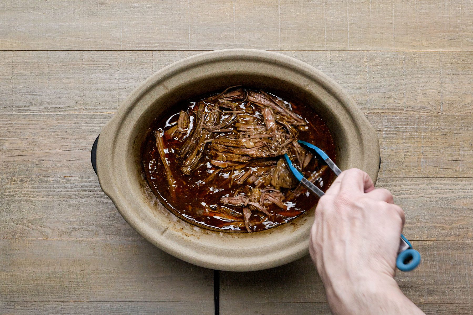 Cooking shredded brisket in slow cooker 