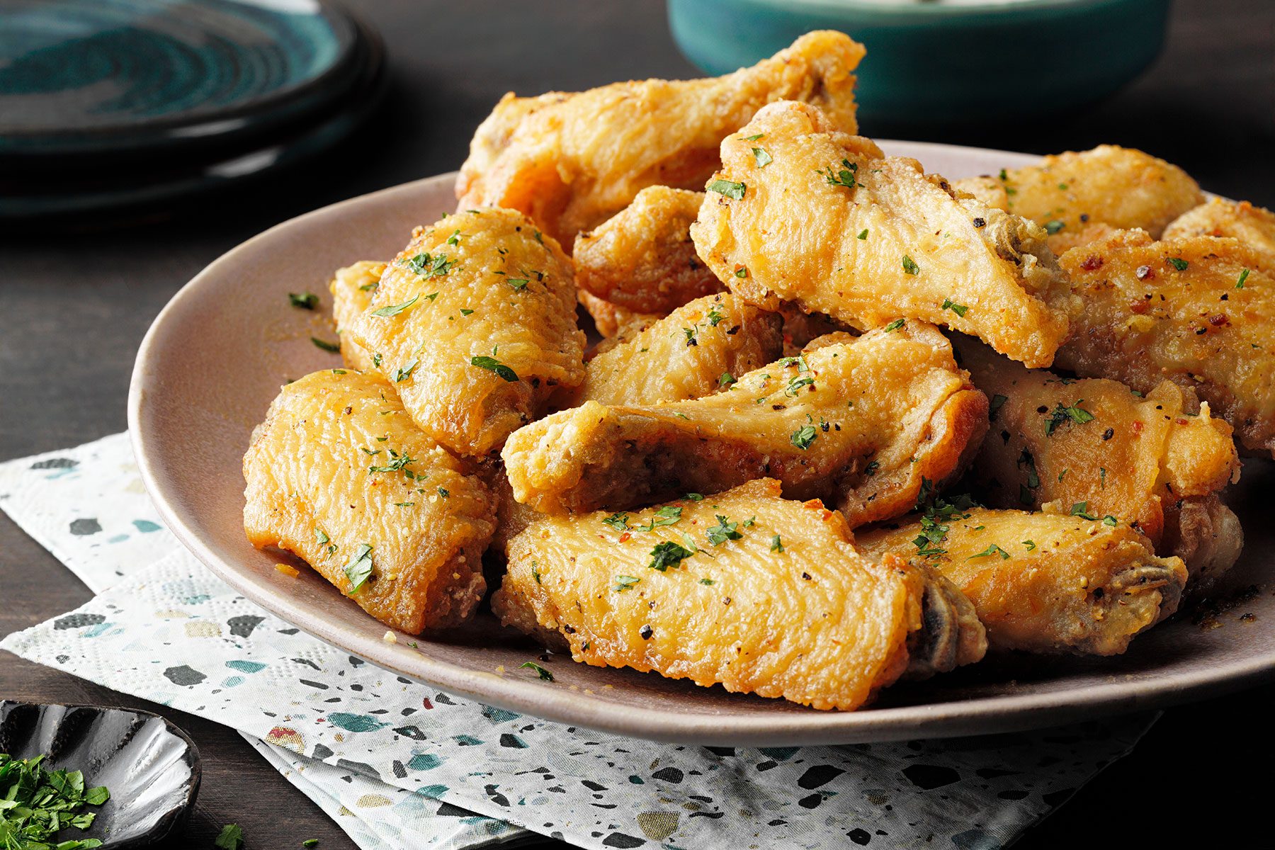 Lemon Pepper Wings served with parsley toppings