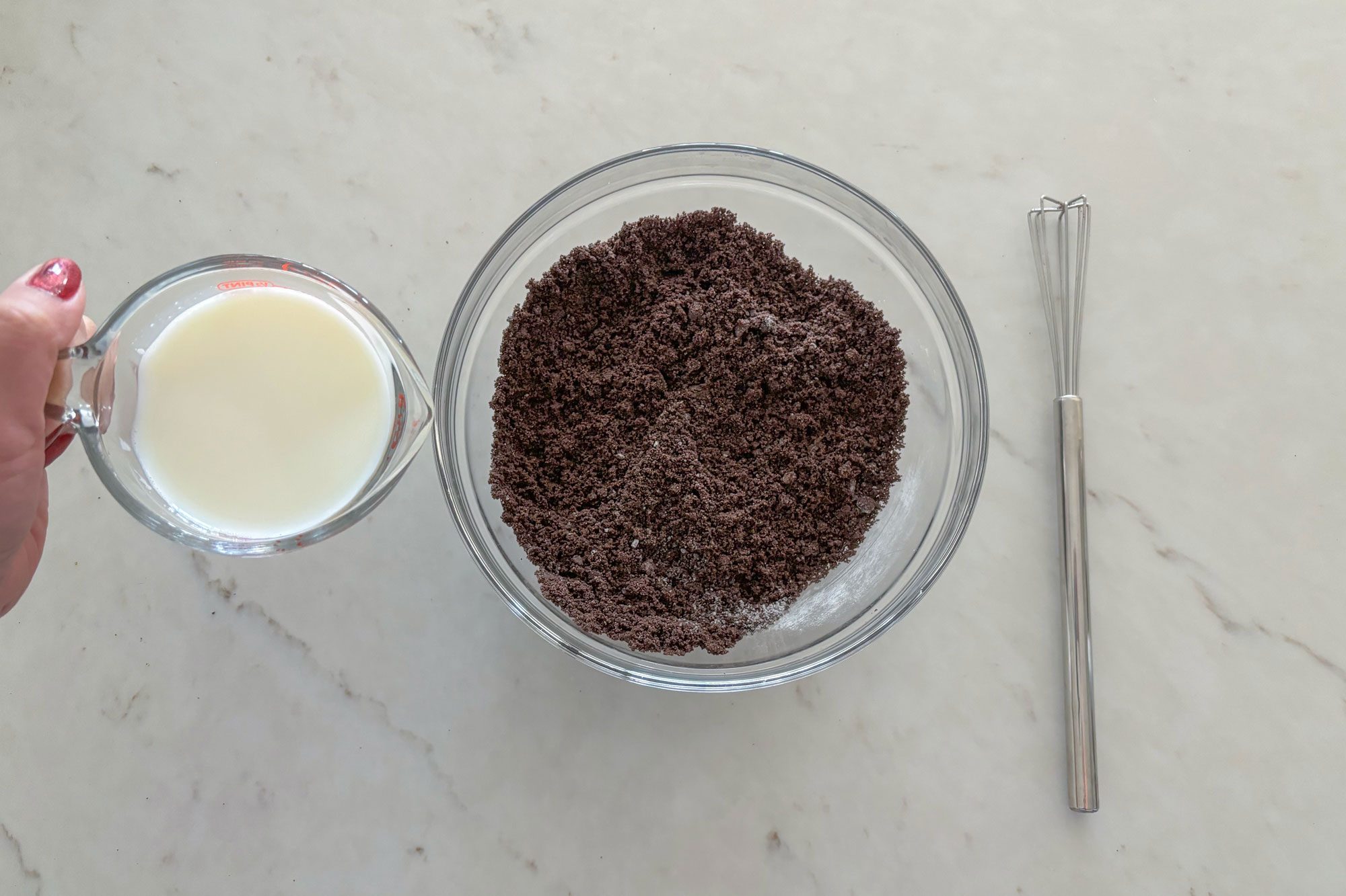 Mix the milk in cookies crumbs and stir until smooth