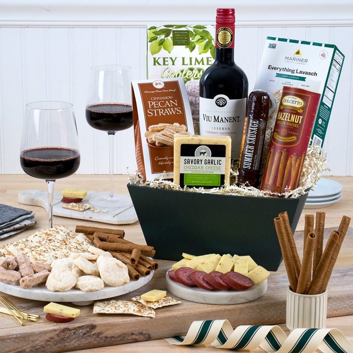 Classic Gift Basket