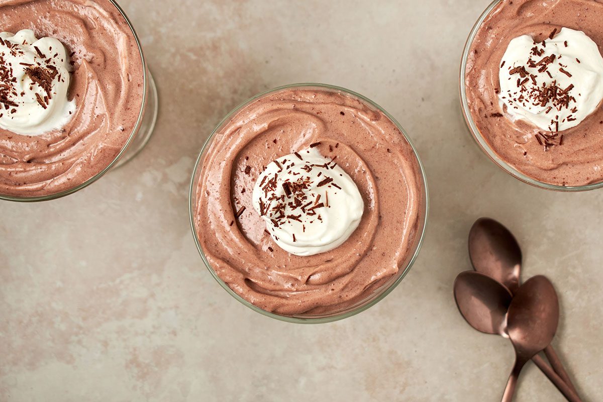 This easy chocolate mousse by Taste of Home is so easy to make, ready in 5 minutes flat.