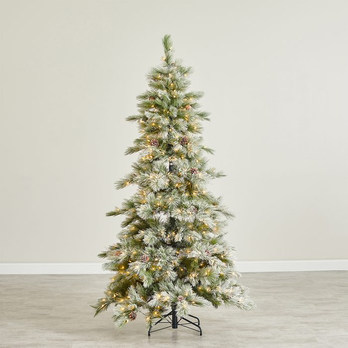 6 Of The Best Artificial Christmas Trees Tohaxfhma23 Artificialxmastrees Ks 10 11 043