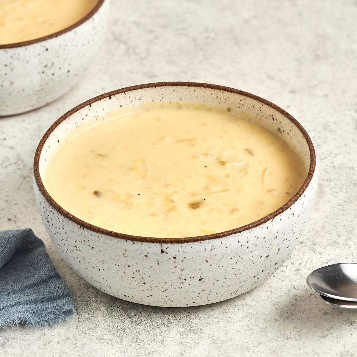 Creamy Hash Brown Potato Soup Exps Tohd24 37083 Christinema 1