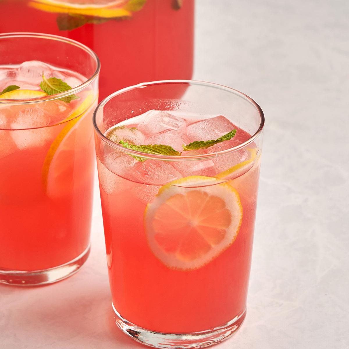 Fresh Peach Lemonade