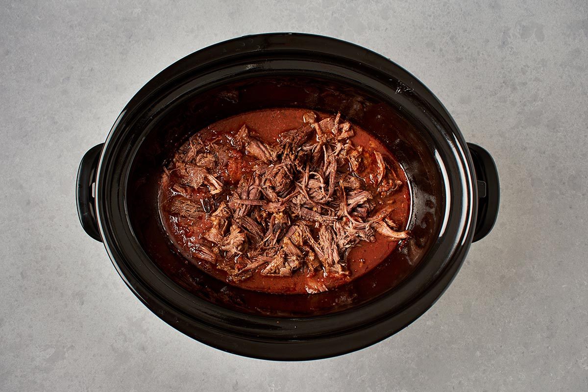 Combine beef with sauce