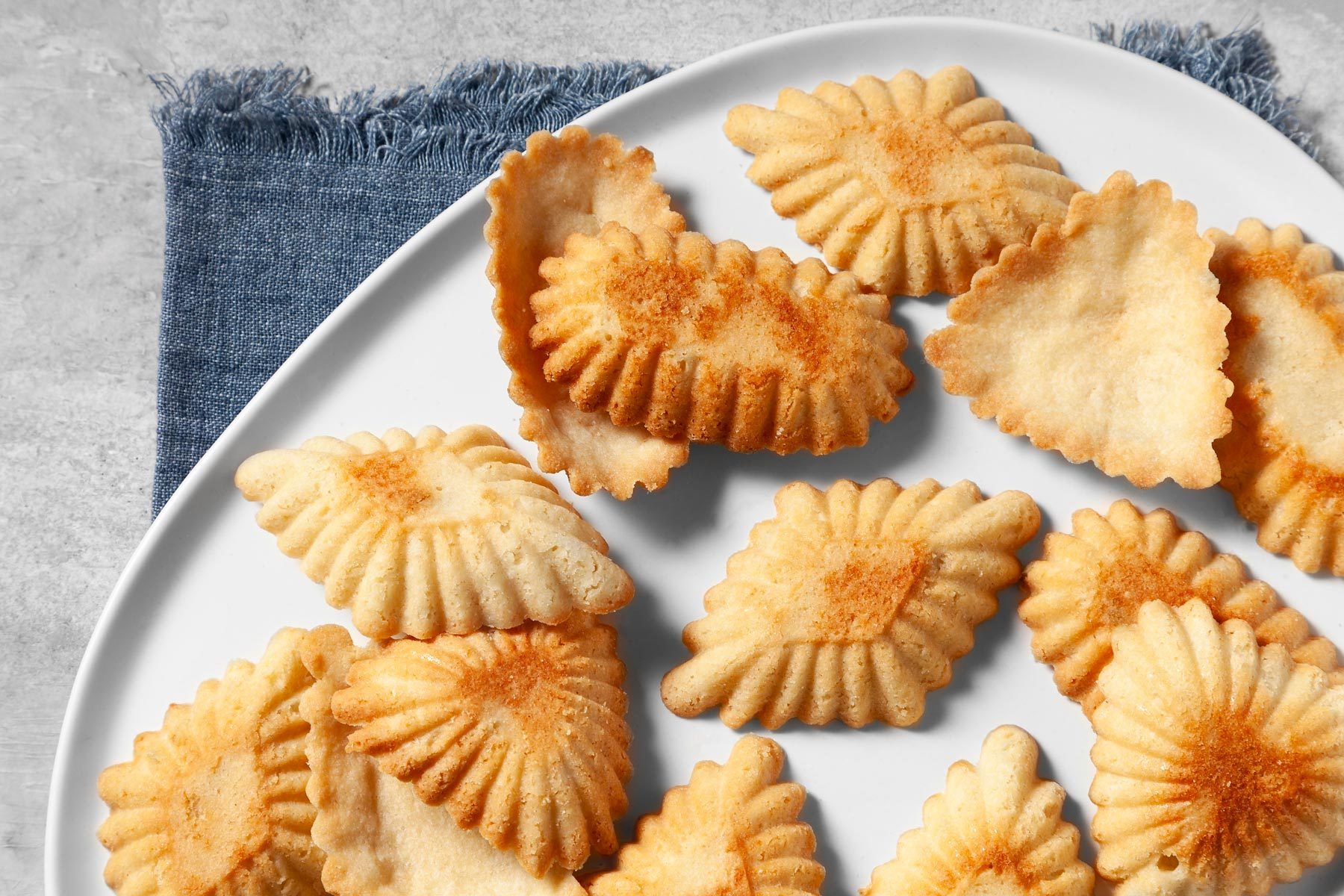 close shot of sandbakkelse